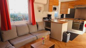 Campings Spacieux mobilhome N°4, 2ch tout confort : photos des chambres