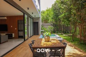 Casa luxuosa em condomínio Maxlife10 - By Qavi