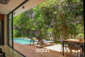 Casa luxuosa em condomínio Maxlife10 - By Qavi