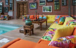Cozy Home In Breuillet With Sauna
