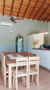 Casa con pileta en Paso de la Patria