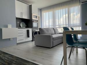 Blue loft & 2bedrooms & parking