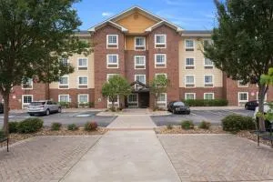 郊区长住酒店 - 雷内克萨