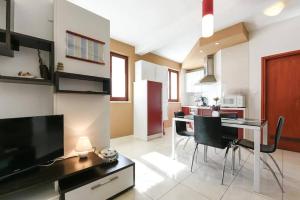 Apartments by the sea Preko, Ugljan - 20385