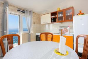 Apartments by the sea Rastici, Ciovo - 9717