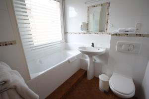 Hotels Hotel Atlantic : Chambre Triple