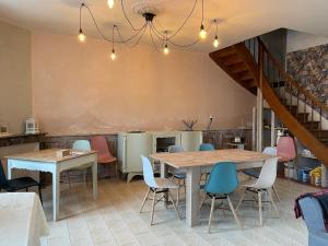 Maisons de vacances Gite La Fleche, 4 pieces, 6 personnes - FR-1-410-386 : photos des chambres