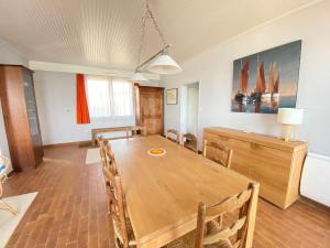 Maison familiale 4 chambres avec terrasses, vue mer, WIFI et parking - FR-1-231-279