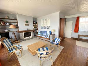 Maison familiale 4 chambres avec terrasses, vue mer, WIFI et parking - FR-1-231-279