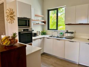 Tropical beachfront apartment