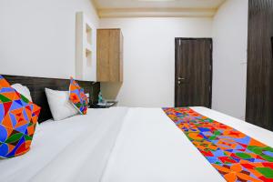 FabHotel Regent Inn - Nr SkyWalk Bridge