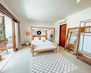 Villa Simba 4 BR Canggu Walking Distance to The Beach