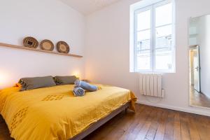 Côté Cour - Centre Ville- Calme - Charme - 4 Voyageurs