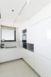 Bat Yam Luxury Apt Terrace & Sea View by FeelHome - 霍隆