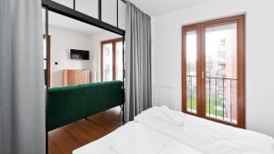 Rakowicka Podkowa City Center, Sun & Snow