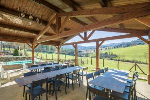 Beautiful villa with private lawn, pool and luxury SPA by VacaVilla