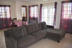 Oland - 2 Bedroom apartment with Marina view