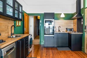 Rawsons shack Beachfront unit suits single or couple