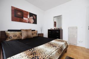 Nice Apartment Dana with Garden & Grill