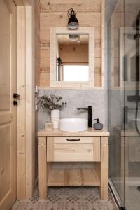 Osada Roztoki - Luxury Chalets