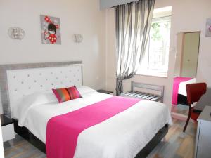 Hotels Logis Hotel Restaurant Residence : photos des chambres