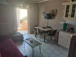 Monemvasia Lazarus Beach Apartment - Yérakas