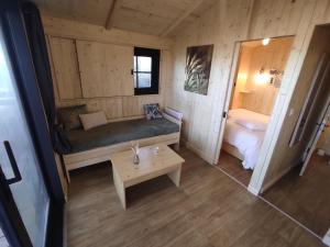 Lacustra Cabanes accessibles en canoe et Chalets tout confort : photos des chambres