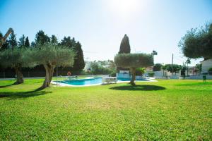 Beautiful spacious two bed facing the Ocean!