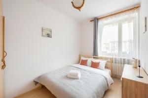 Plac Wilsona Euphony Apartment by BookingHost