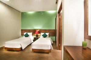 The Green Zhurga Suite Seminyak