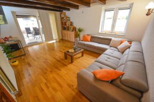 Holiday Home Toplica Natura with natural thermal Bath 