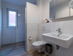 GLEUEL INN - digital hotel & serviced apartments & boardinghouse mit voll ausgestatteten Küchen