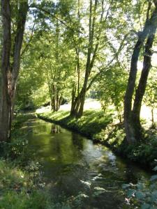 Sejours a la campagne La Vannerie : Chambre Double - Vue sur Jardin