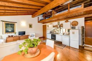 Attic in the center of Salò