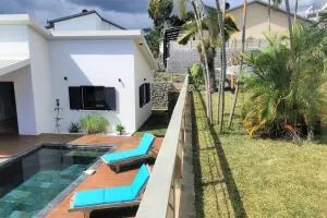 4 star villa heated swimming pool pool house - Saint-Gilles-les Hauts