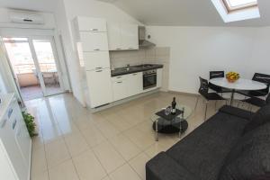 Apartments Little Paradise