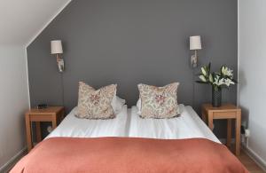 Double Room with Shared Bathroom room in Akademihotellet