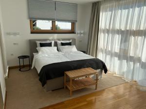 Weingut-Aparthotel Olinger