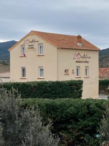 B&B / Chambres d'hotes L'Oustaloise : photos des chambres