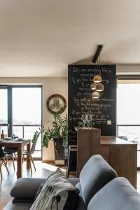 New Spacious Apartment with City View - Rozgony