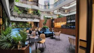 Hotels Hotel Paris Neuilly : photos des chambres