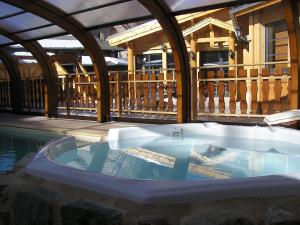 Hotels Hotel Restaurant & Spa Les Autanes : photos des chambres