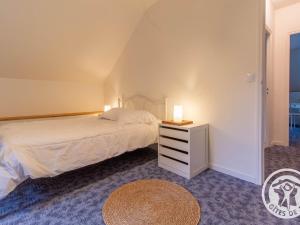 Maisons de vacances Gite Saint-Clement-de-la-Place, 4 pieces, 6 personnes - FR-1-622-51 : photos des chambres