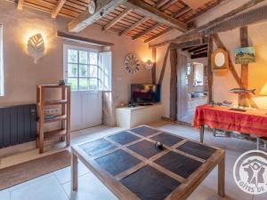 Maisons de vacances Gite Brossay, 2 pieces, 2 personnes - FR-1-622-53 : photos des chambres