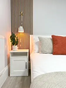 The Bohemian Basement - Farleigh