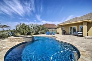 Laguna Vista Resort-Style Home, Private Pool and Spa - 布朗斯维尔