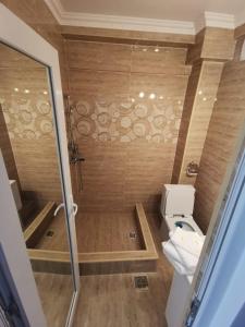 1 Small Studio, self check in