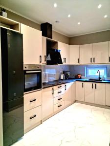 Seascape Elegant Apartment