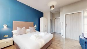 Studio room in Destiny Scotland - Glassford Residence