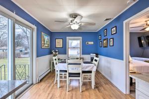 Charming Rocky Point Home about 1 Mi to Beach!